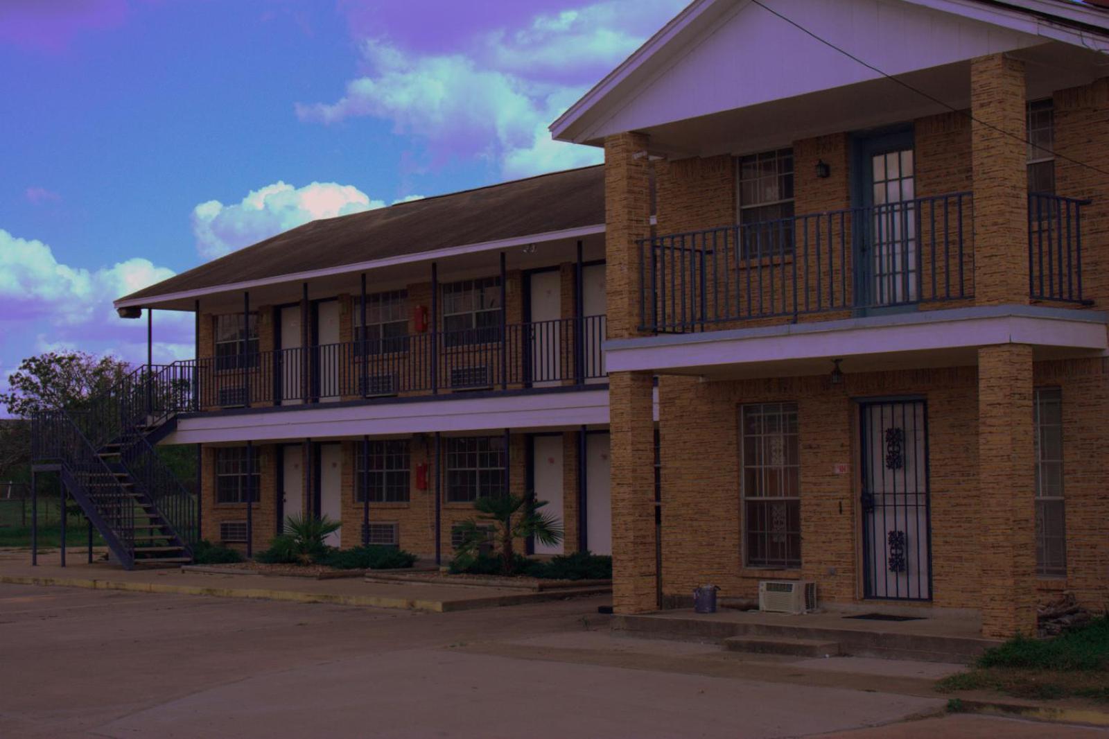 Somerville Inn And Suites Bagian luar foto